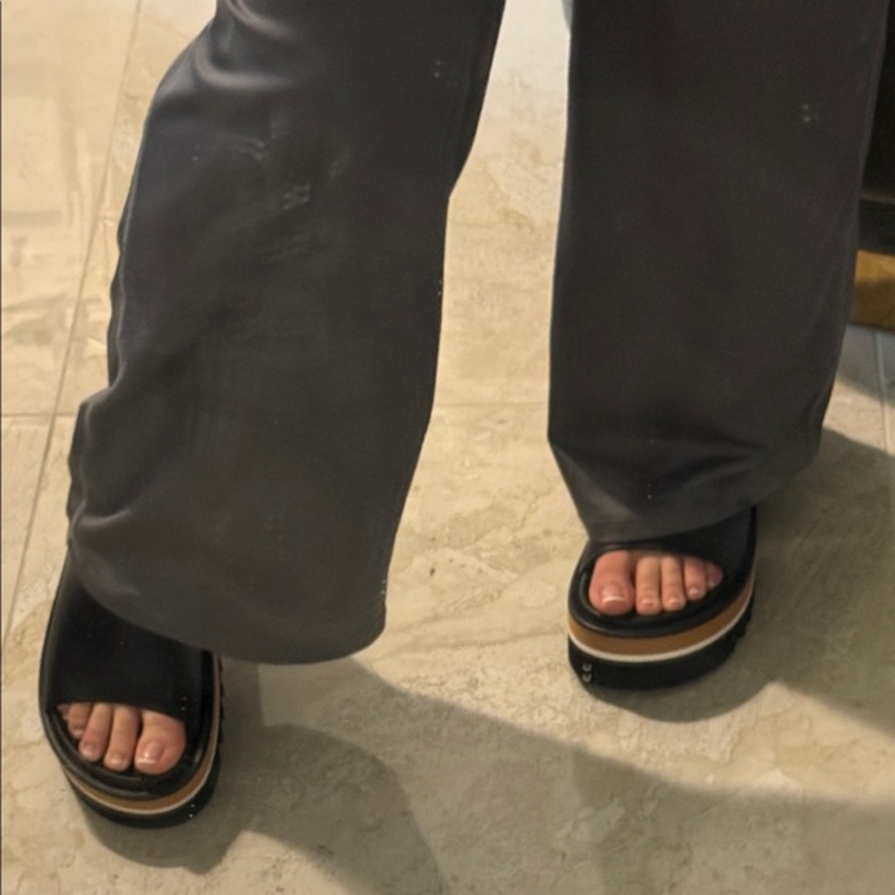 Paloma Barcelo Leather Slide Sandals 🇪🇸